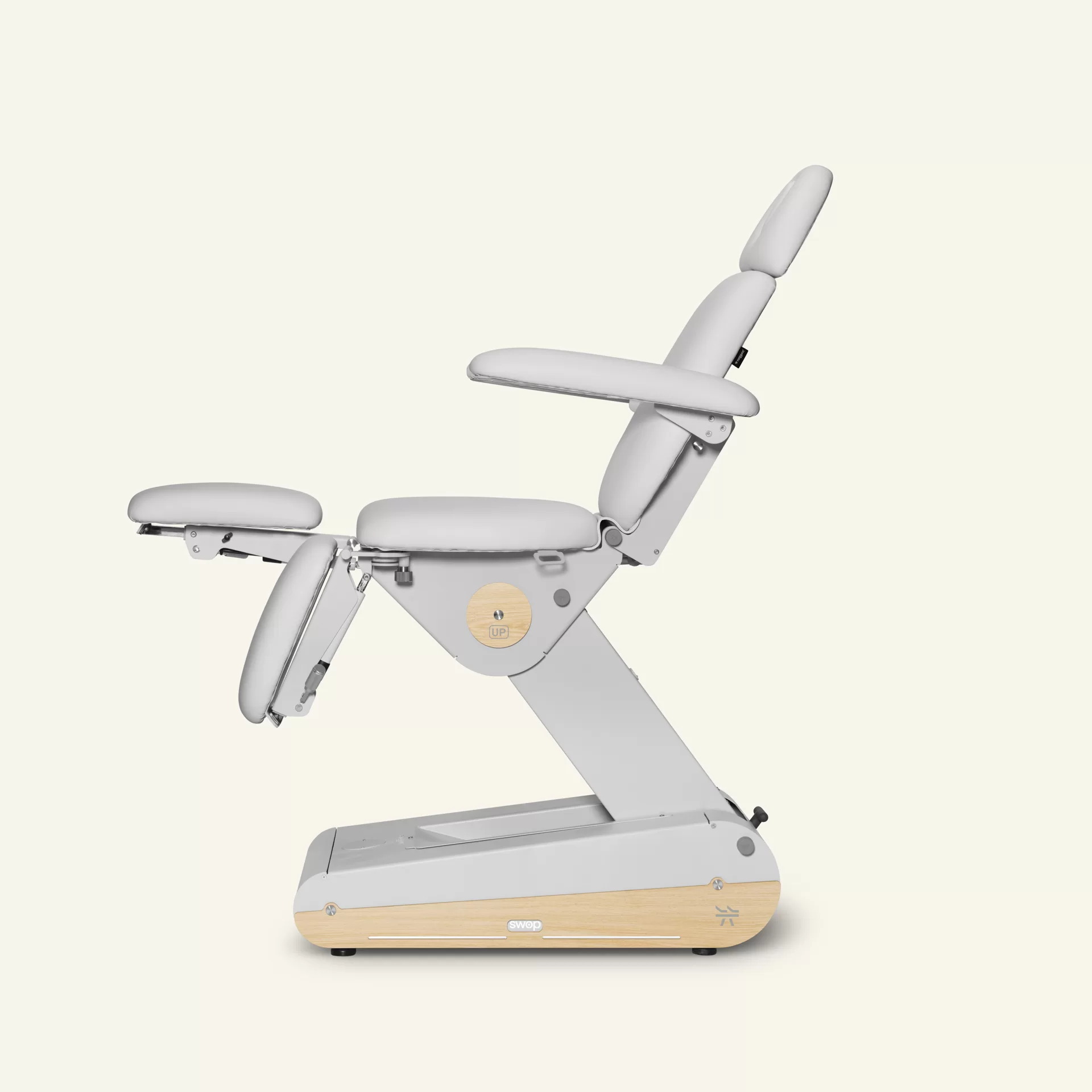 ПЕДИКЮРНОЕ КРЕСЛО Р150М EL SOBERANO DEL ESTILO